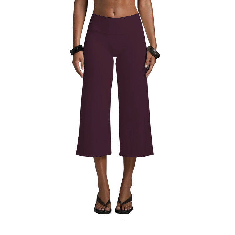 Women’s Sports Bra And Wide-Leg Capri Workout Set