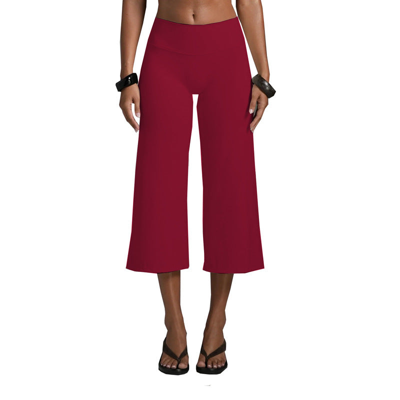 Women’s Sports Bra And Wide-Leg Capri Workout Set